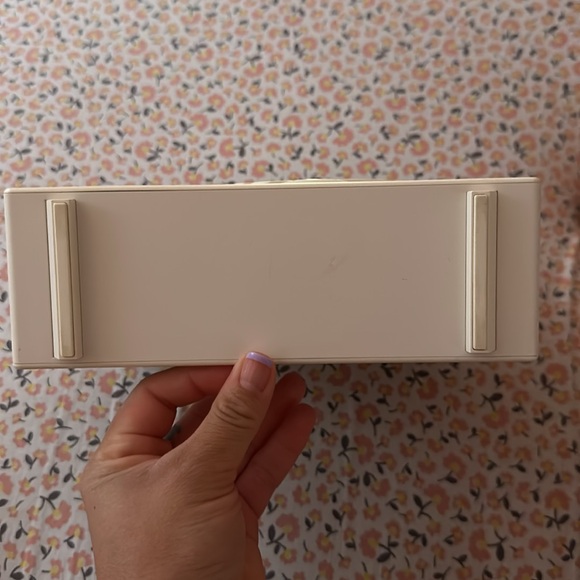 Kate spade ♠️ speaker - Picture 9 of 10